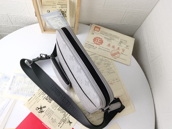 ルイヴィトンバッグ側面デザイン